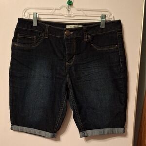 D. Jeans Women's Dark Blue Jean Shorts